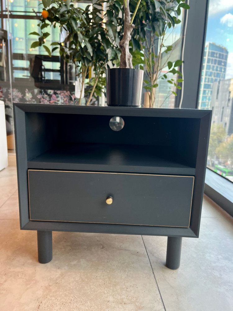 짙은 청남색 협탁--2