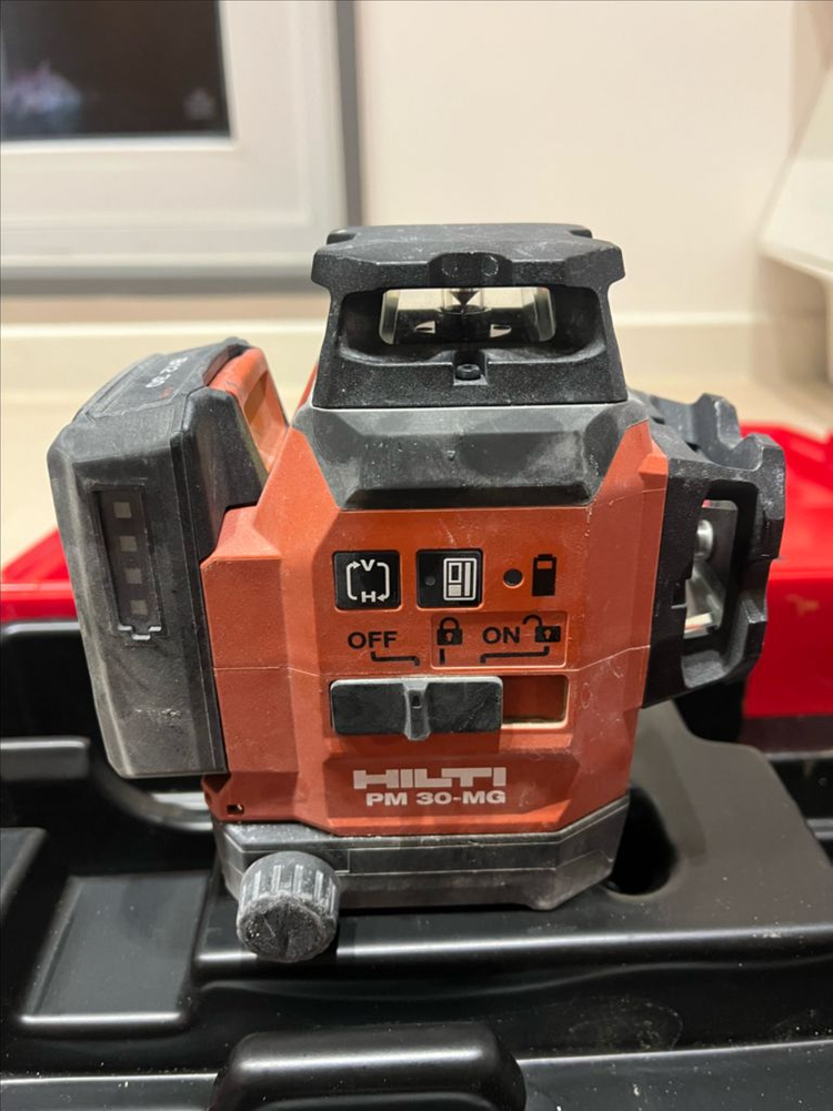 힐티 PM 30-MG 레이저 레벨기 이미지