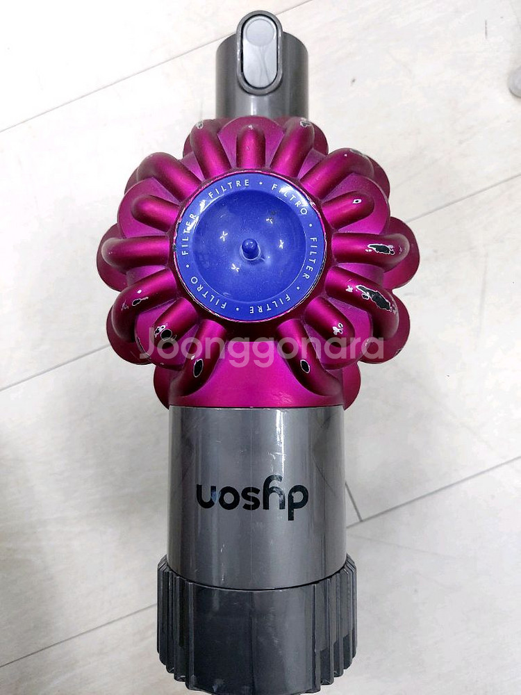 다이슨 무선청소기 v6--1