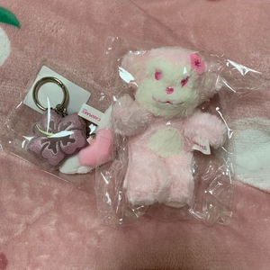 캔메이크x마페아 핑크랑이 + 알로하 꽃 키링 일괄