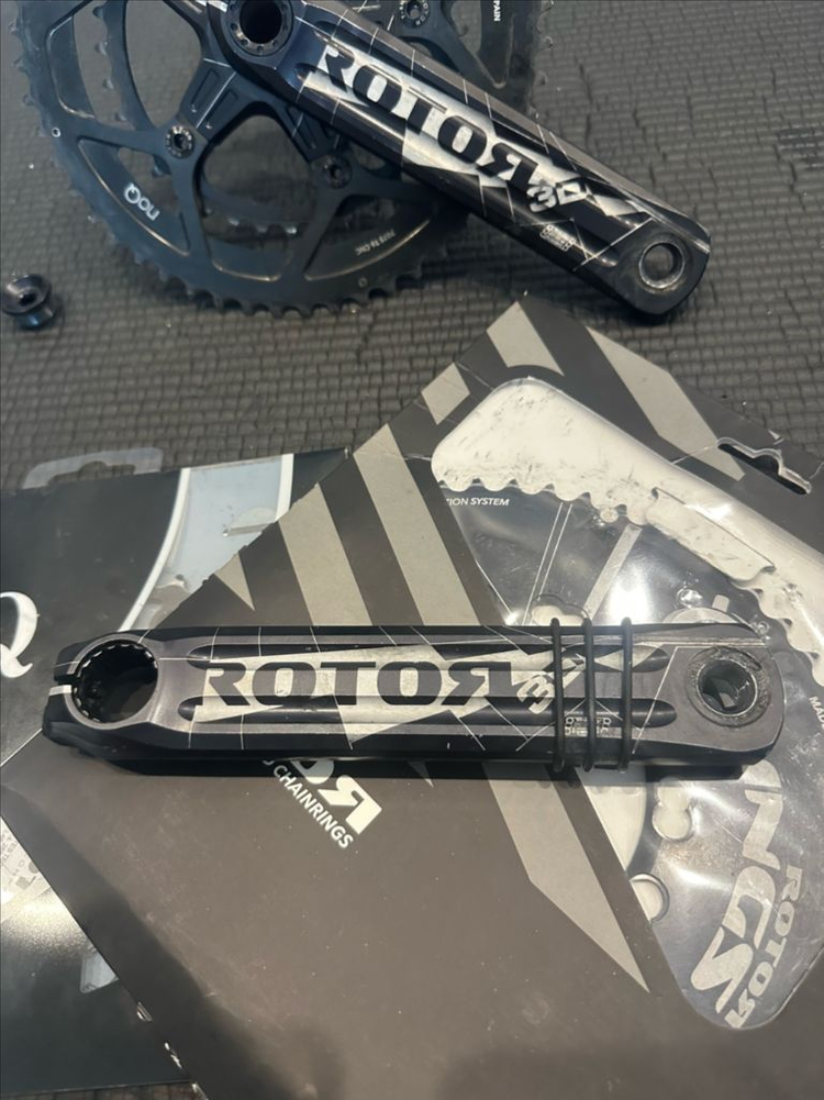 로터 3d 24 엑슬 52-36노큐/큐링세트판매합니다.케이던스센서포함--1