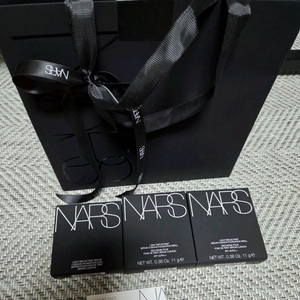 나스 리플렉팅 세럼 쿠션 세트 판매