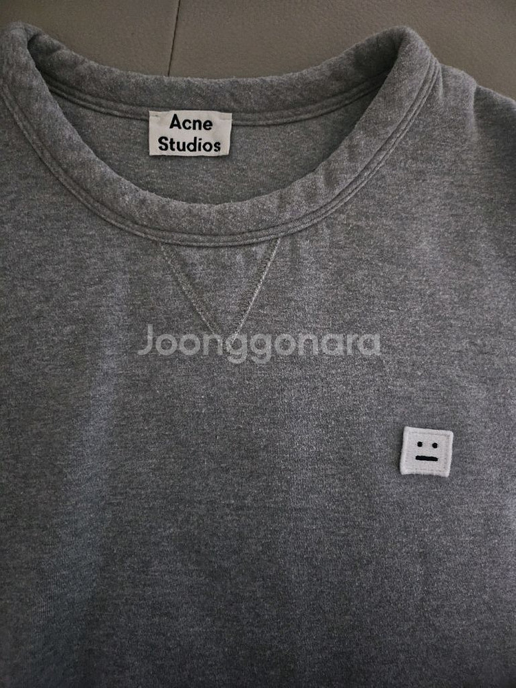 [거의 새것] 아크네 맨투맨 티셔츠 그레이 xl--2
