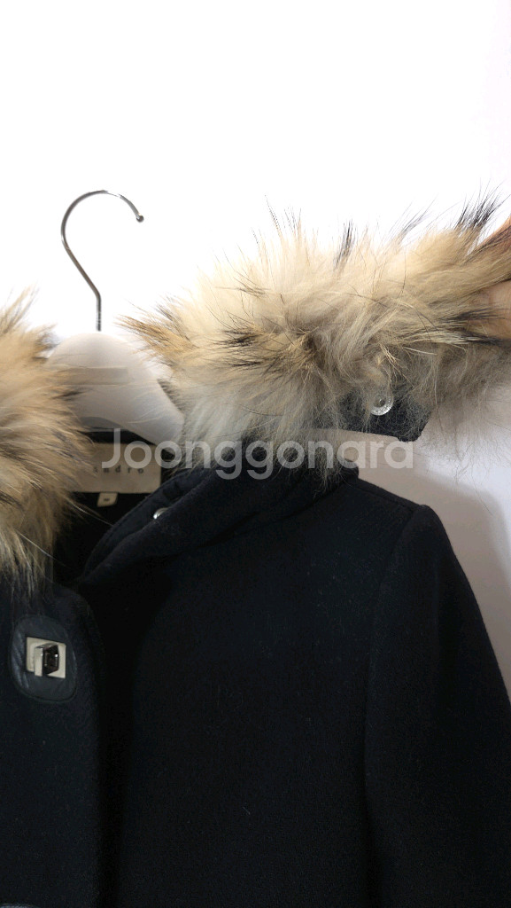 산드로 라쿤퍼 후드 양가죽 배색 울코트 36 사이즈--6