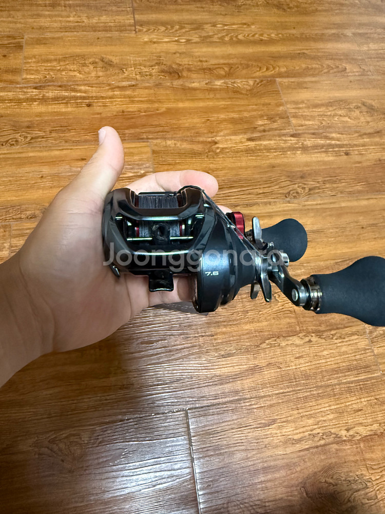 24 시마노 스콜피온 MD 베이트릴 판매합니다--1