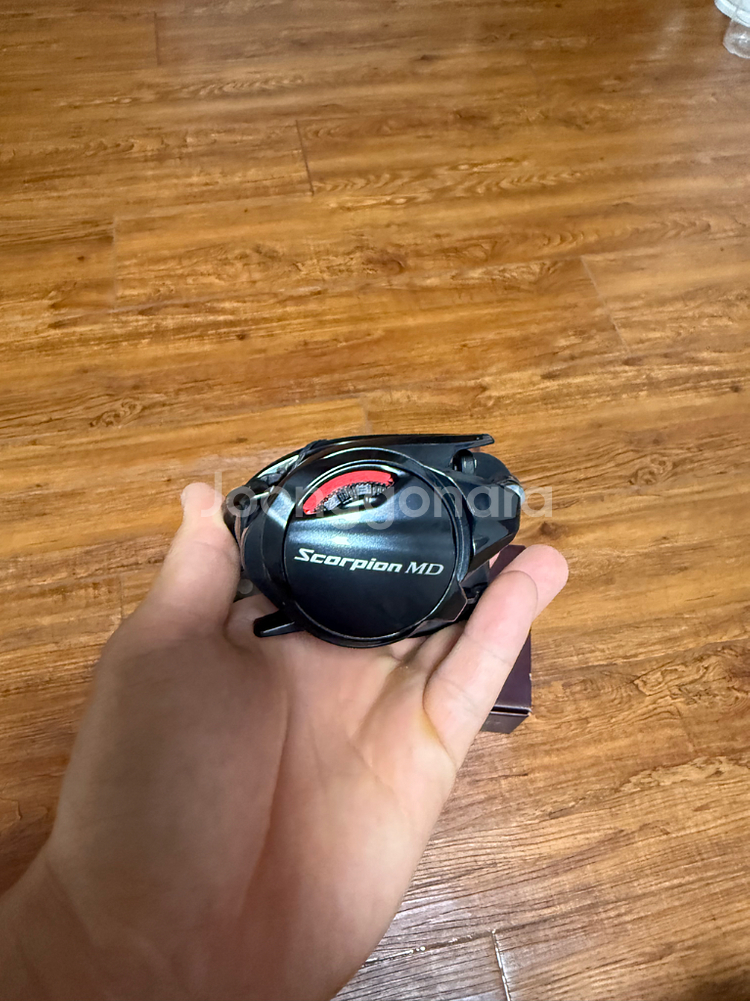 24 시마노 스콜피온 MD 베이트릴 판매합니다--2