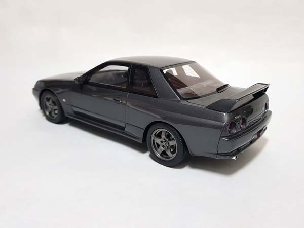 1:18 오또모빌 닛산 스카이라인 GT-R (BNR32) 다이캐스트 이미지
