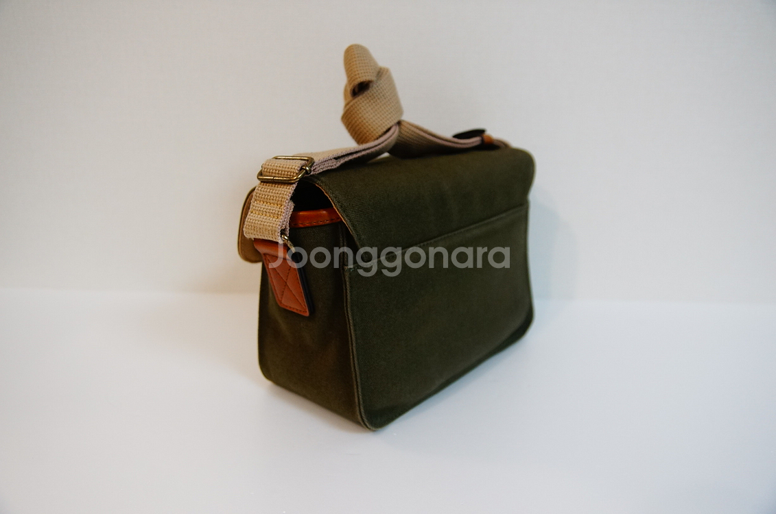 캐논 X 해링본 카메라 가방 파파스포켓 6520팝니다.--4