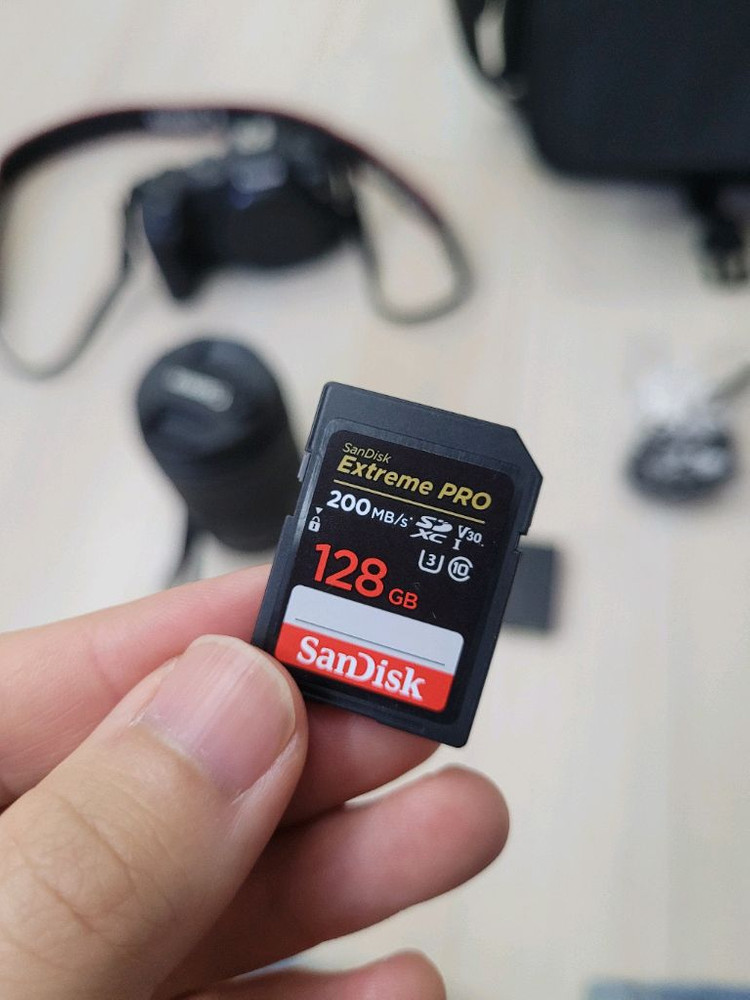 캐논 EOS Rp 미러리스 카메라 민트급 이미지