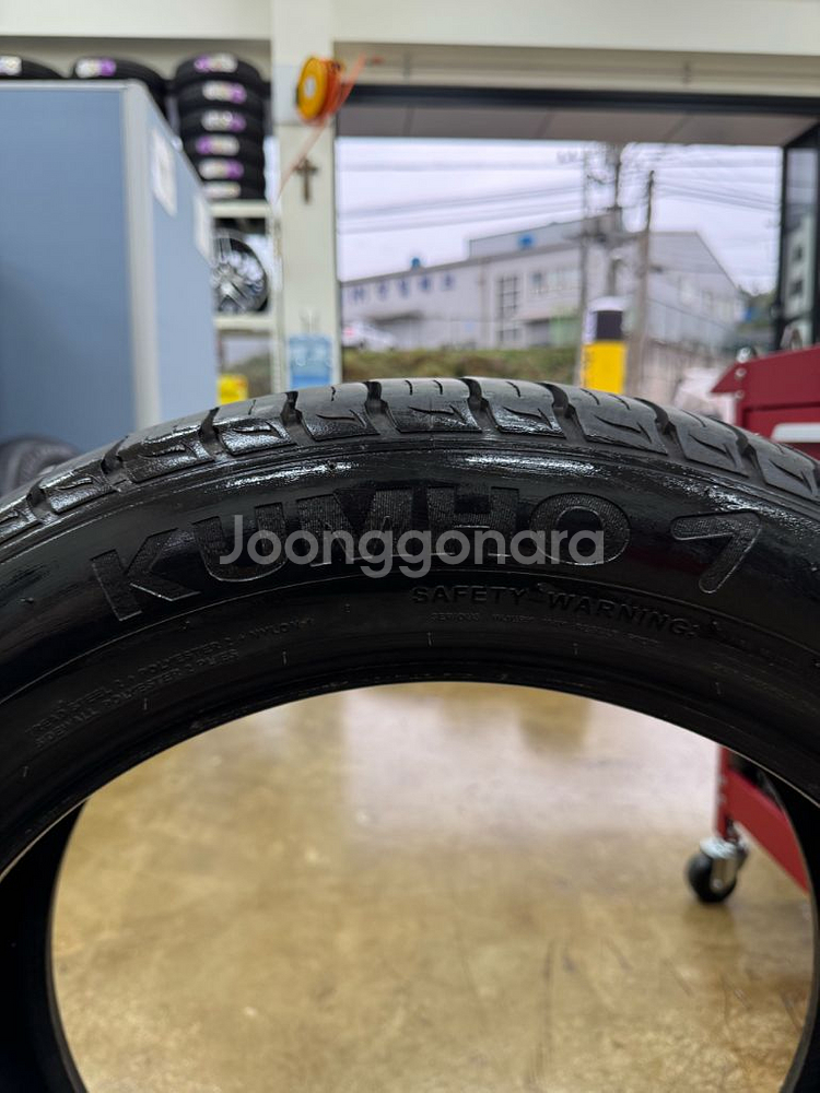 금호타이어 225 55 19 4본 팝니다--5