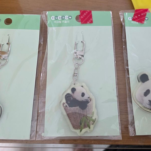 푸바오아크릴 키링 팝니다(새상품)