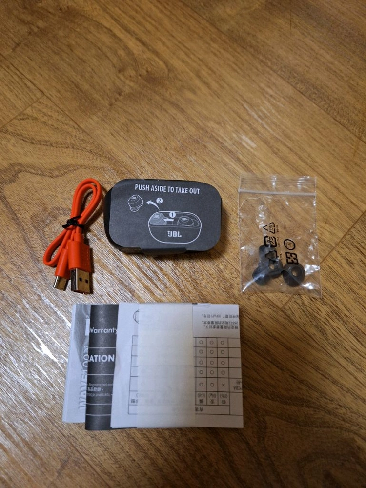 JBL WAVE 100 tws 블랙 이미지