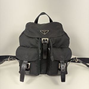 프라다 나일론 투포켓 스몰 백팩