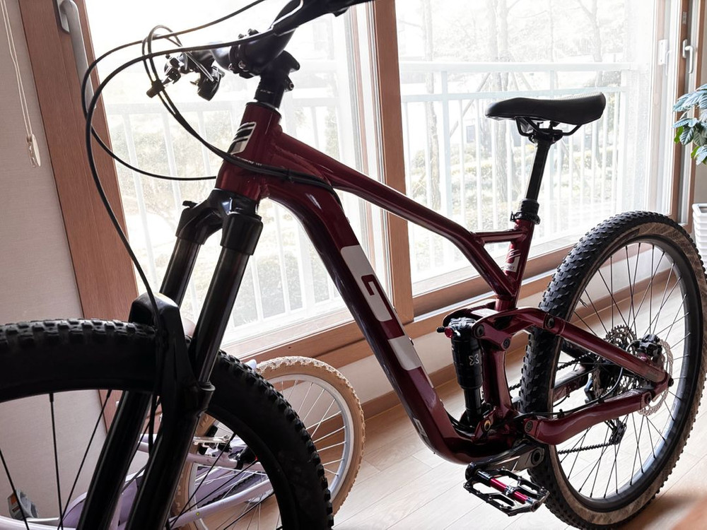 Gt 센서 풀샥 풀서스펜션 MTB 자전거 이미지