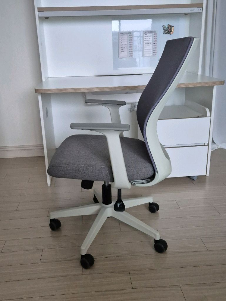 리바트 리토 초등학생책상 주니어책상 이동식서랍 린백책상의자 사무용의자 풀세트로 판매합니다--8