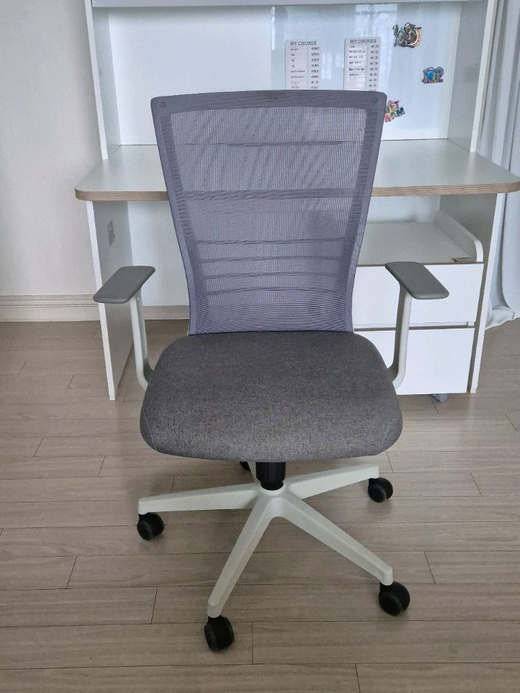 리바트 리토 초등학생책상 주니어책상 이동식서랍 린백책상의자 사무용의자 풀세트로 판매합니다--9