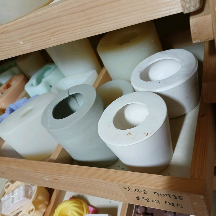 레고 원목수납장 이미지