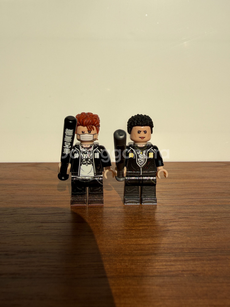 크로우즈 미카미 형제 커스텀 레고 미니 피규어--0