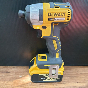 디월트 충전임팩 드라이버 DCF887 배터리포함