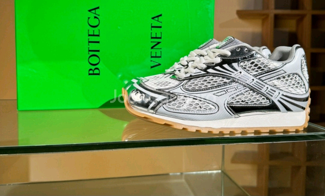 콜라보 러닝화--0