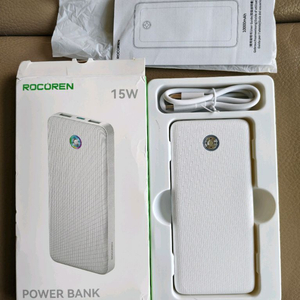 [풀박/개봉만]로코렌 15W/10000mAh 파워뱅크 보조배터리 팝니다.