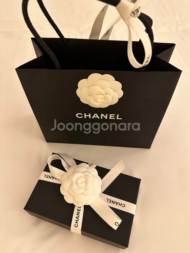 샤넬 카드지갑 클래식 캐비어 금똑이 Chanel--0