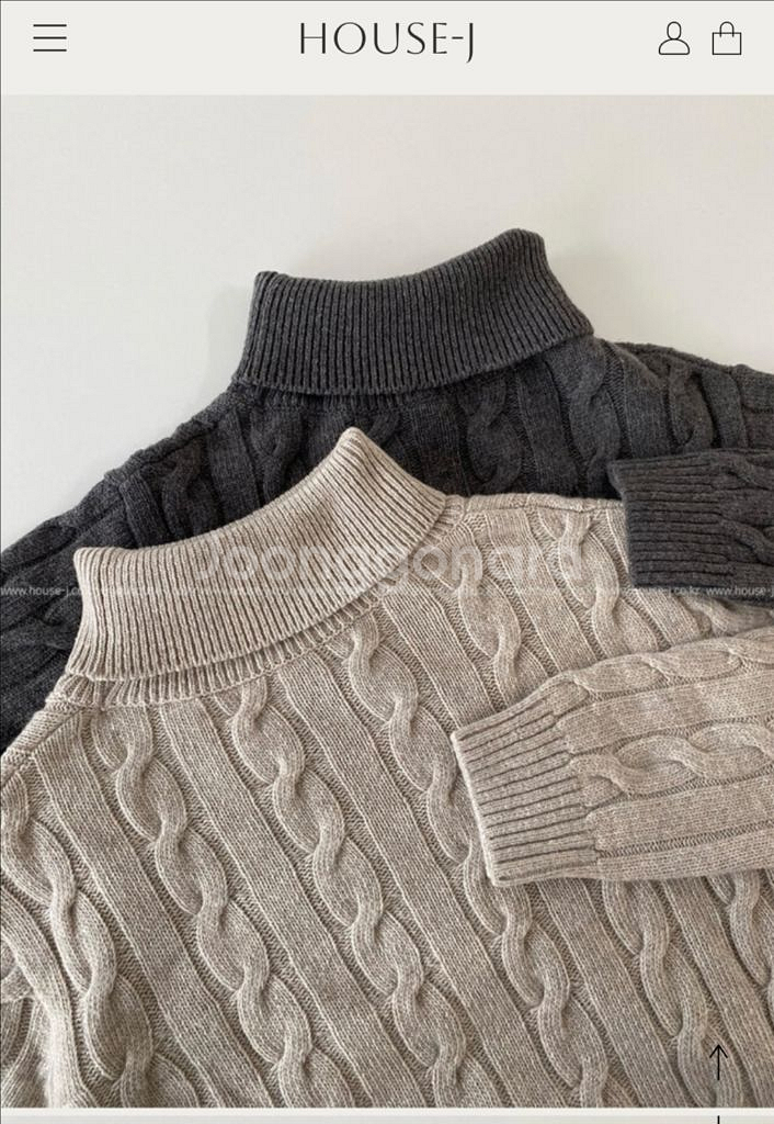 하우스제이 케이블 니트 터틀넥 스웨터--1