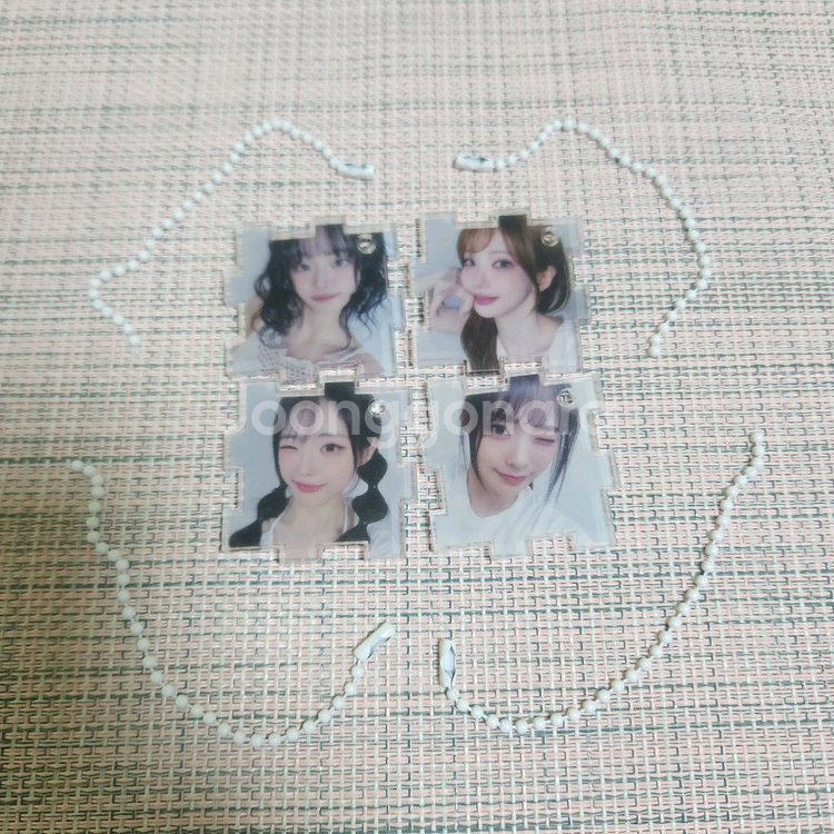 QWER 2주년 팝업 퍼즐 키링--0