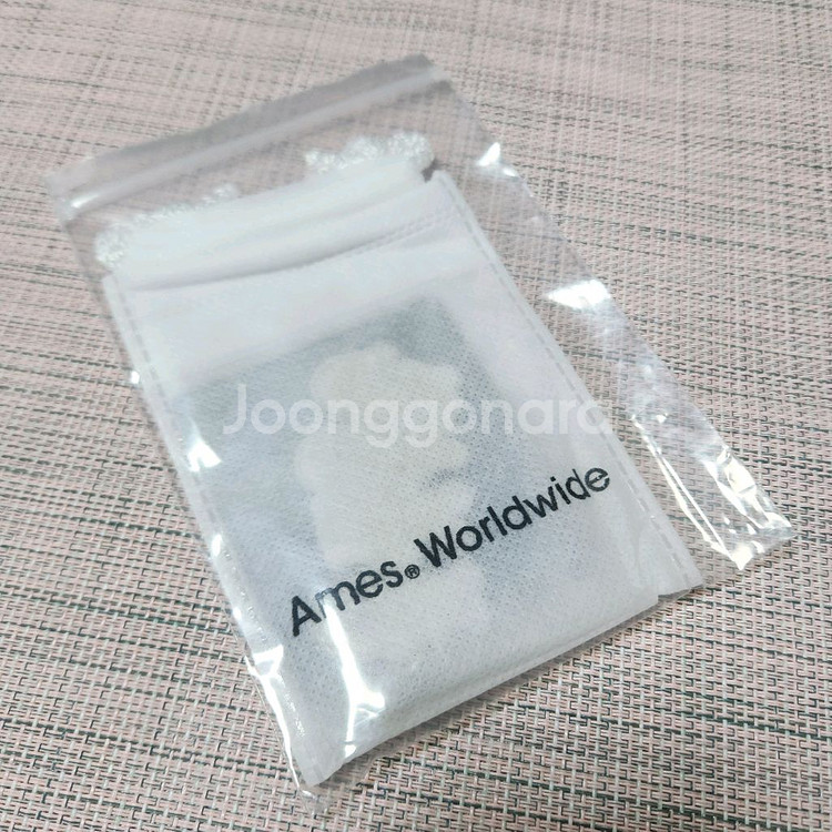 QWER 아메스 팝업 메탈 키링--0