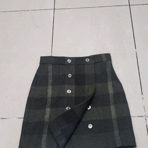 버버리 울 랩스커트 44~55/ 진도 라쿤퍼베스트