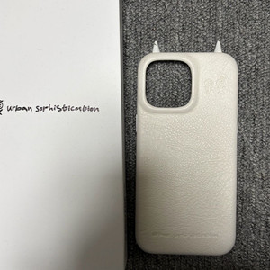 어반소피스티케이션 15프로맥스 케이스 이미지