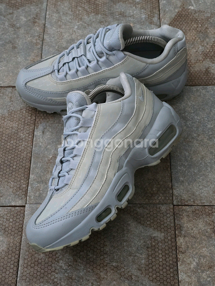 (235)나이키 에어맥스 95 lx 그레이 스니커즈 운동화--2
