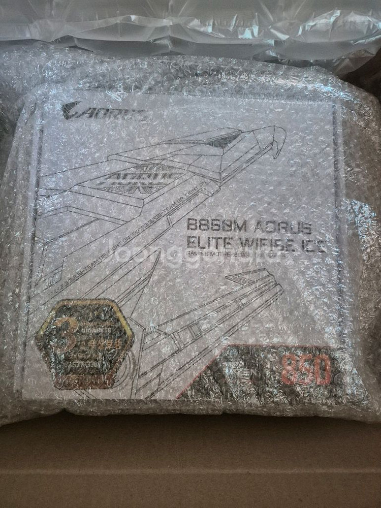 기가바이트 B850M AORUS ELITE WIFI6E ICE 메인보드 화이트 팝니다--0