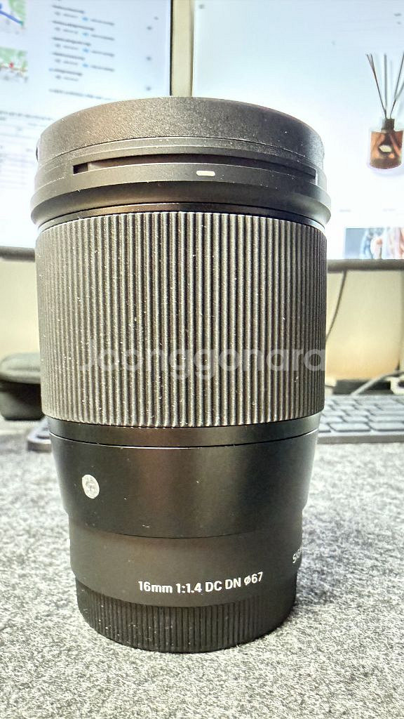 시그마 16mm F1.4 DC DN 렌즈--3