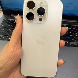 아이폰15프로 1테라 팝니다