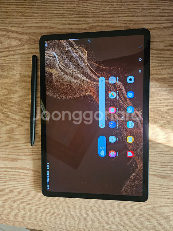 갤럭시 탭 S8 128GB WiFi 37만에 판매합니다.--0