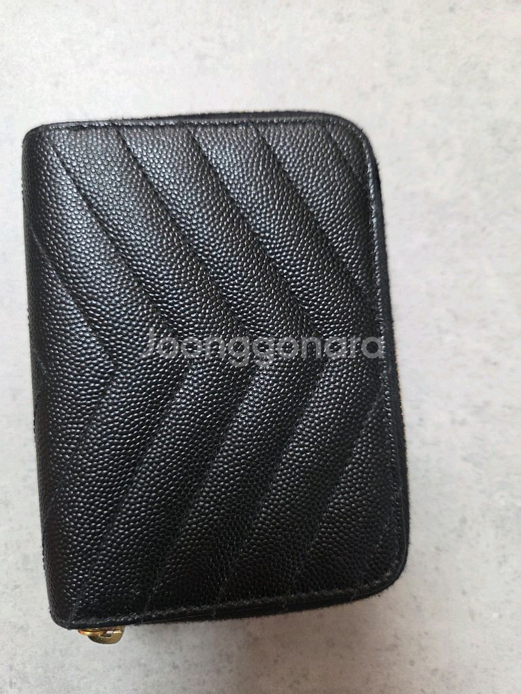 입생로랑 금장반지갑--2