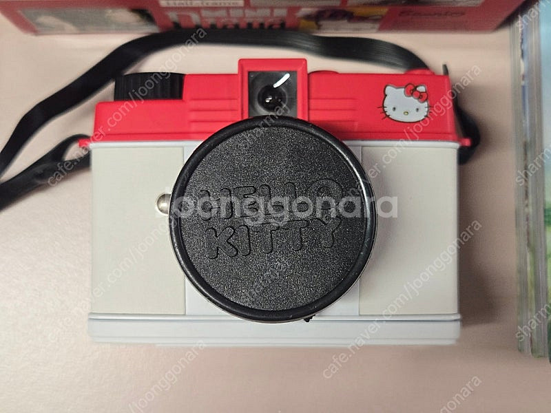 로모그래피 다이아나 미니 헬로키티 필름 토이 카메라--1