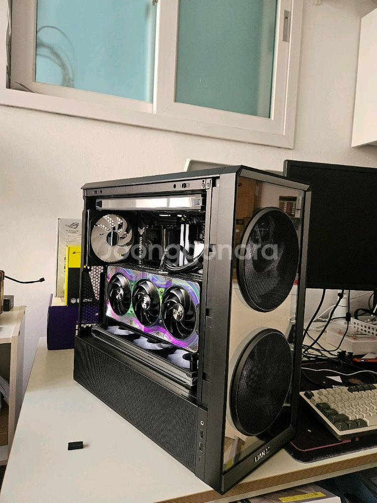 9800x3d / rtx5080 / 리안리 인피니티미러 rgb 본체--2