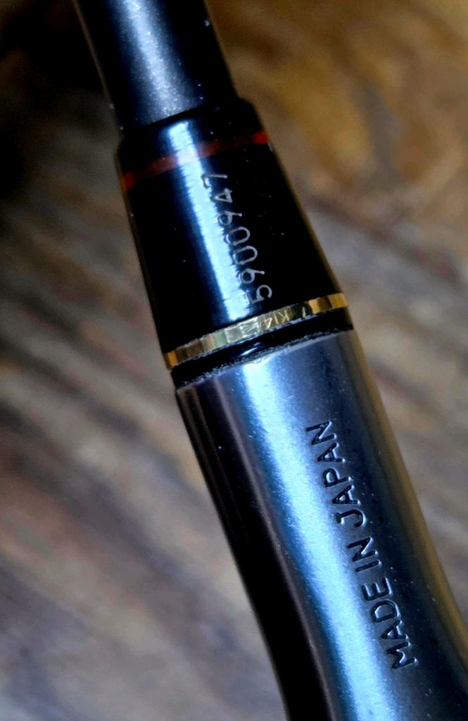 혼마 3스타 여성용 드라이버 BIG-LB 모델 이미지