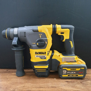 디월트 충전 함마드릴 DCH333 AVR 배터리포함