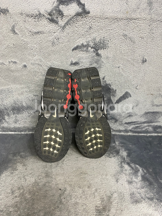 나이키 에어맥스 운동화 235--4