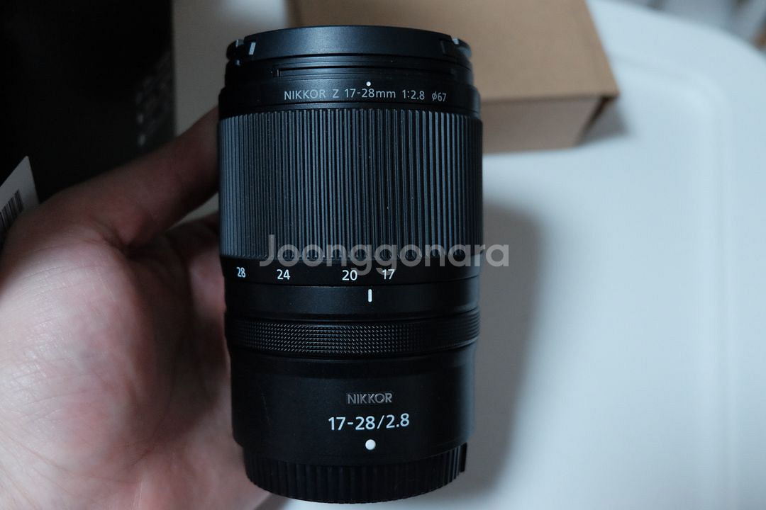 니콘 Z 17-28mm f/2.8 렌즈--1
