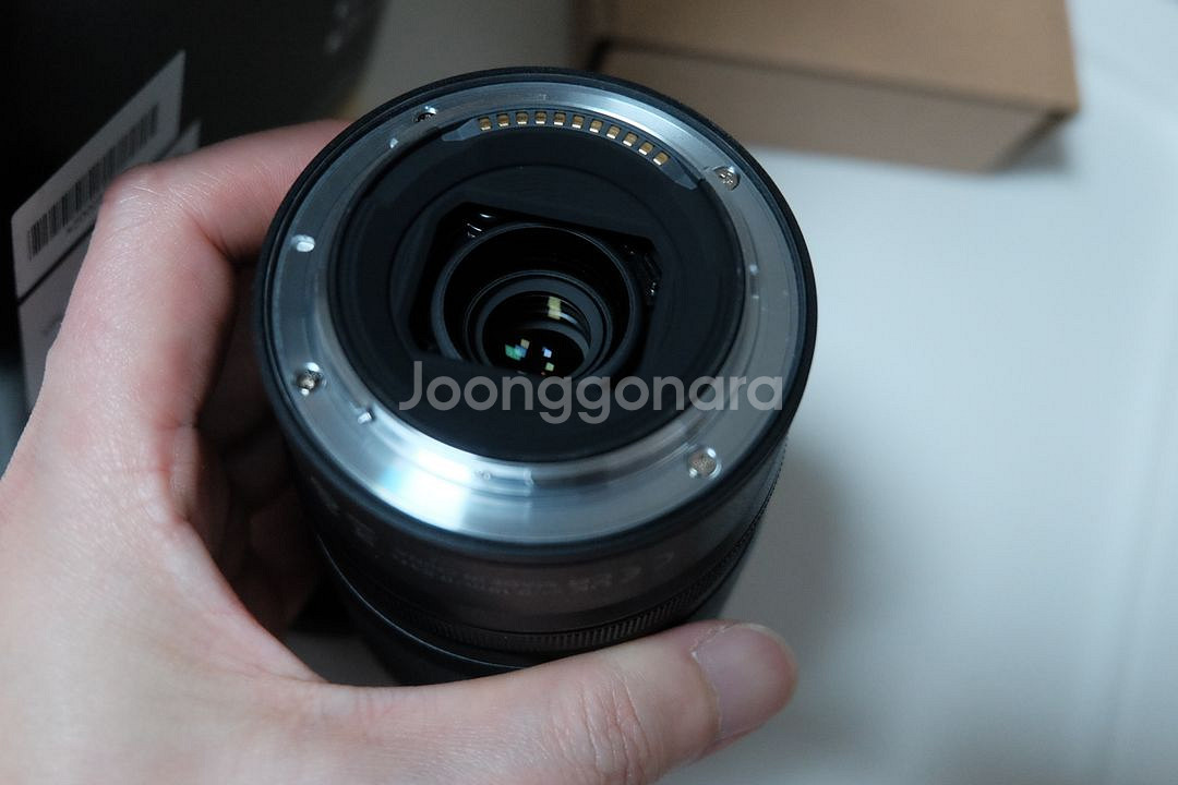 니콘 Z 17-28mm f/2.8 렌즈--3