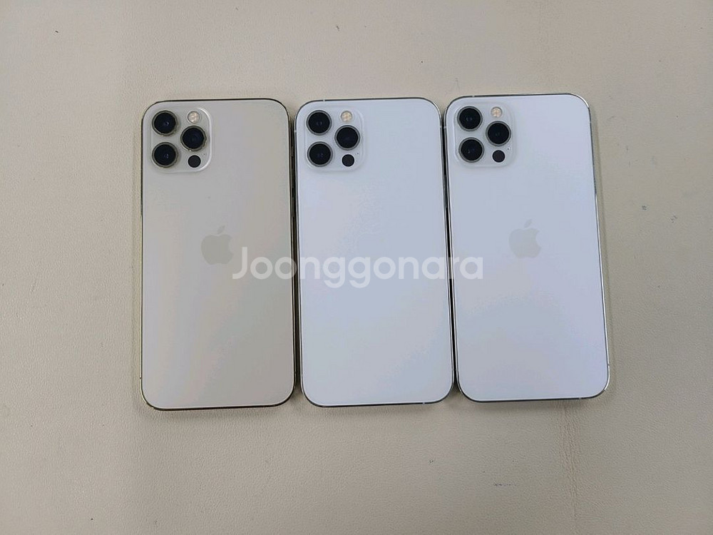 아이폰12프로 128기가 256기가 무잔상 상태굿 ^^--0