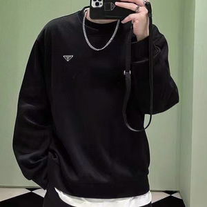 [새상품] 프라다 블랙 리나일론 맨투맨 M (100~105)