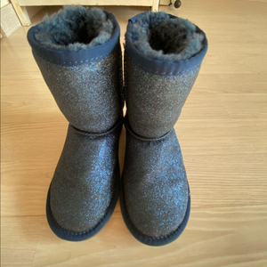 ugg 키즈 부츠 200