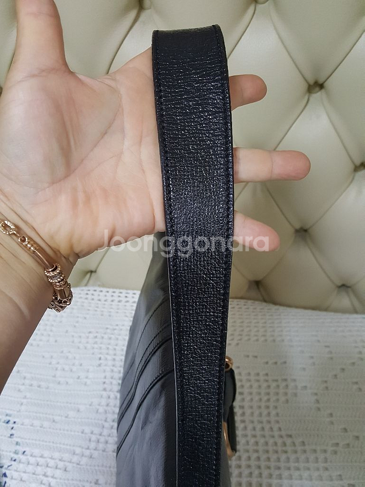 정품구찌숄더백--2