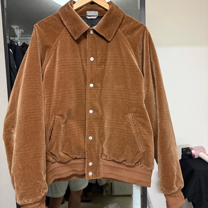 디올/23fw 레터링 브라운 봄버 자켓/52