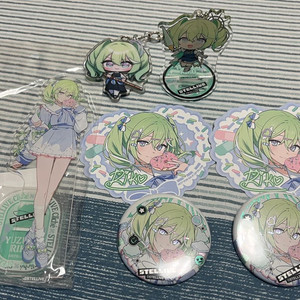 스텔라이브 캔뱃지, 아크릴 굿즈 팝니당